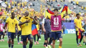Ecuador vence 2-1 a Alemania y firma una victoria inolvidable