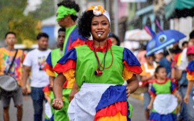 Realizan festival de trajes tradicionales en Bluefields