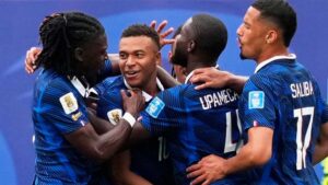 Francia vence a Irak y sella su clasificación