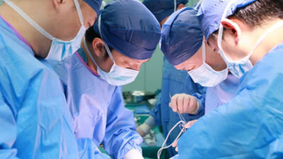Primer trasplante multiorgánico de cerdo a humano se realiza con éxito en China