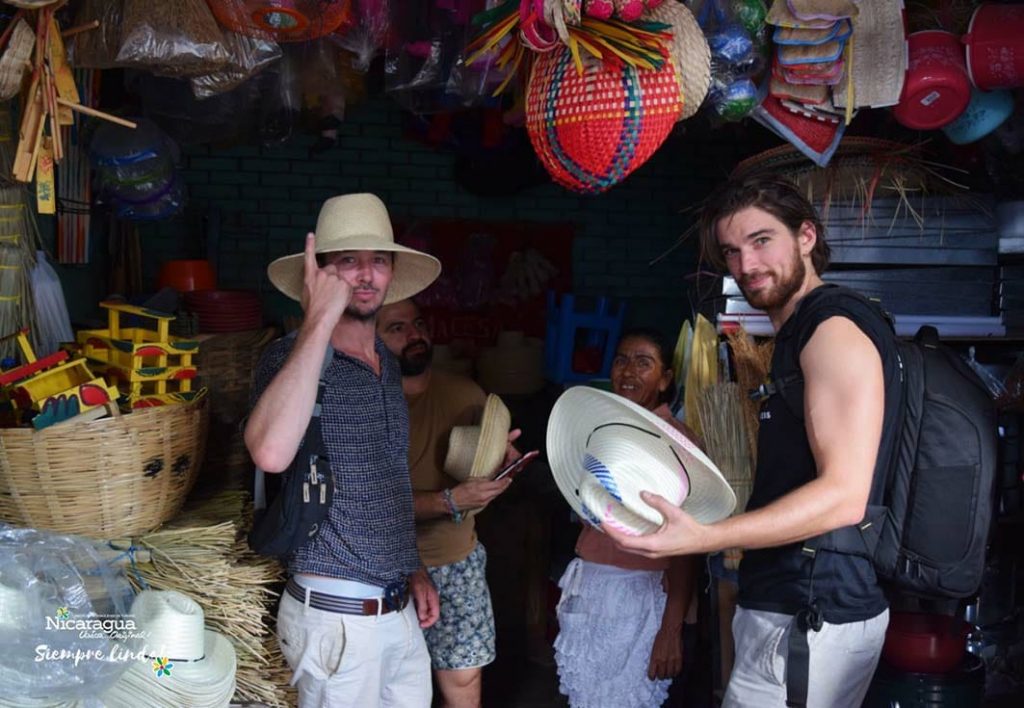 Jackson Gallagher El actor y fotogafo australisno que recorre Chontales ...