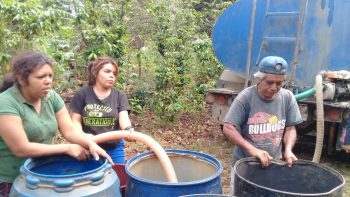 Cisternas de Enacal abastecen de agua potable a comunidades del municipio de San Marcos.