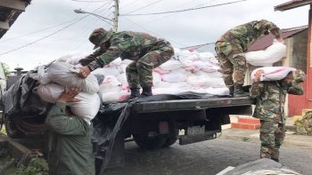 Destacamento Militar Sur descargó paquetes alimenticios para habitantes de Río San Juan
