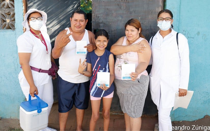 Exitosa estrategia de vacunación casa a casa contra la COVID-19 llega a Ciudad Sandino 