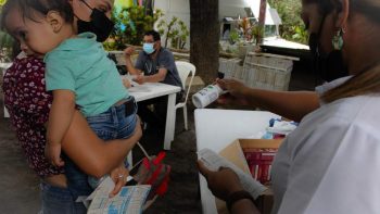 Feria de Salud lleva atención a la comunidad San Isidro de la Cruz Verde