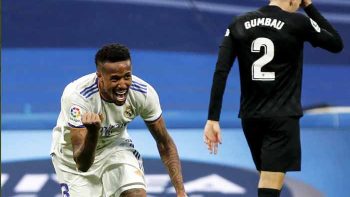 Real Madrid mantiene ventaja ante el Elche en Laliga