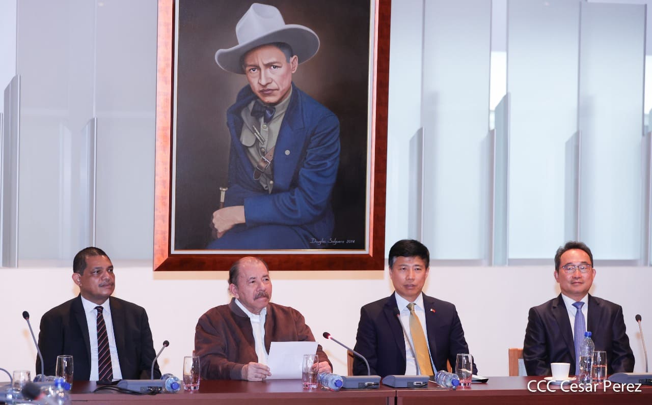 Presidente Daniel sostiene encuentro con delegación de empresa estatal PowerChina
