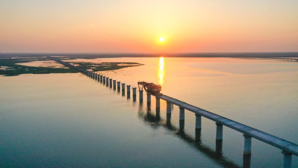 China cuenta con nuevas líneas ferroviarias, la más extensa del planeta
