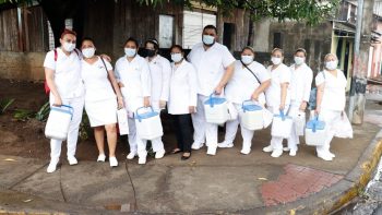 Jornada de inmunización contra la COVID-19 recorre el barrio Altagracia Central