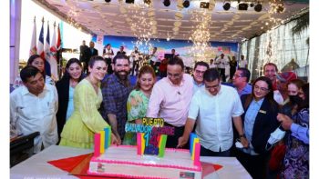 Celebran el 14 aniversario del Puerto Salvador Allende