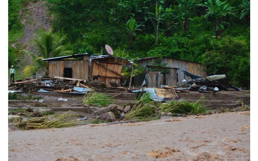 Reportan seis viviendas destruidas y dos fallecidos por deslave en Jinotega