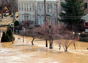 Kentucky: Inundaciones han ocasionado la muerte de al menos 3 personas