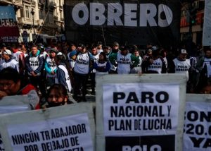 Argentina: Organizaciones marchan por un aumento del salario mínimo