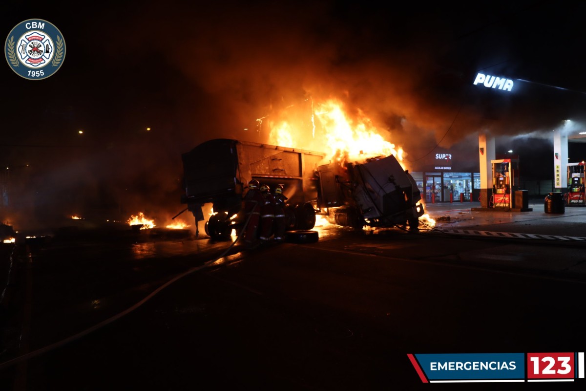 Guatemala: Se capta en video gran incendio en una gasolinera del país