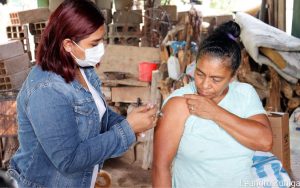 Jornada de inmunización casa a casa contra el Covid-19 llega a Mateare