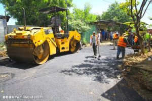 Más de 4 calles asfaltadas para pobladores del Barrio Carlos Núñez