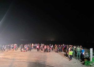 Casi 500 migrantes fueron abandonados en el Río Bravo 