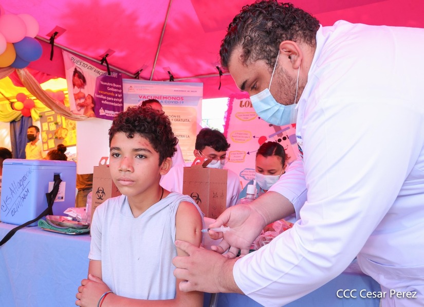Nicaragua dio inicio a una nueva jornada nacional de vacunación voluntaria con dosis de refuerzo contra la COVID-19.