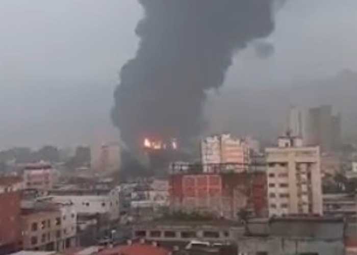Venezuela: Rayo provoca incendio en una refinería del país