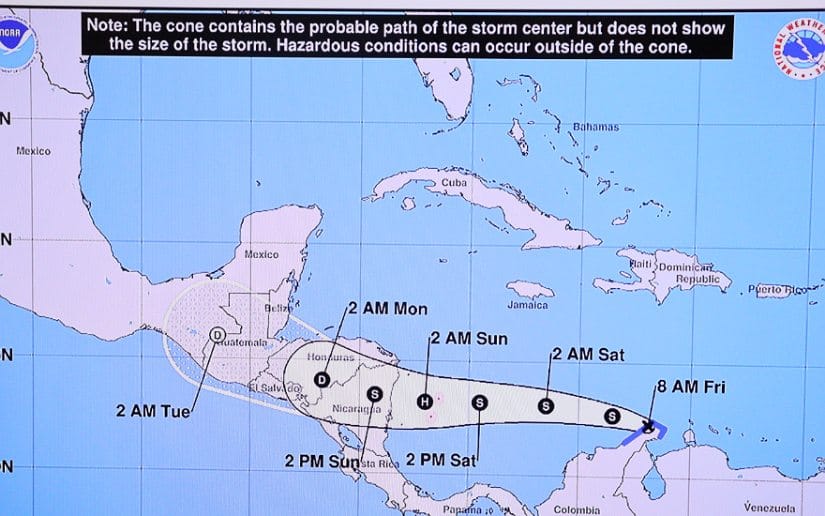 Tormenta Tropical Julia podría ingresar como huracán categoría 1 a Nicaragua