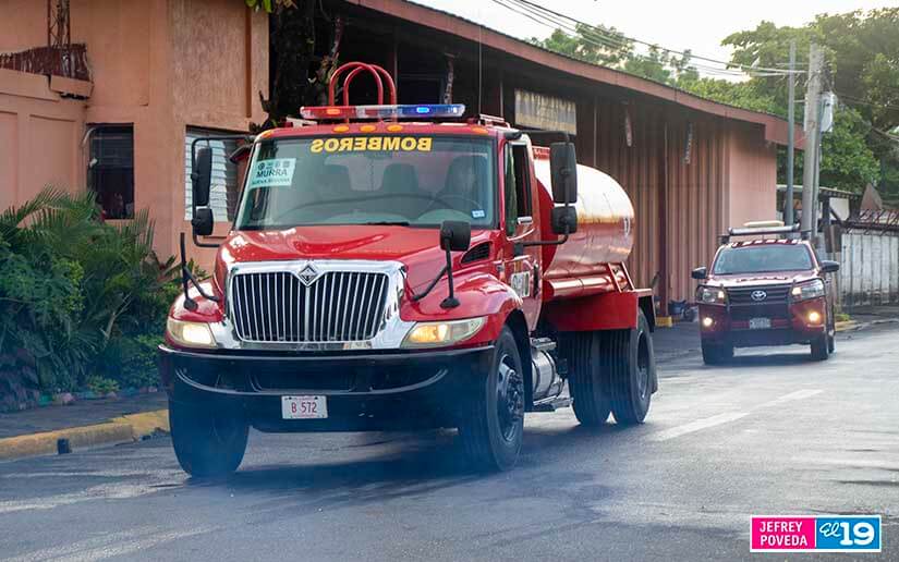 Dos camiones de bombero fueron enviado para la nueva estación en Murra, Nueva Segovia
