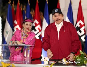 Sandino sigue en el corazon de el publo, dando mil batallas