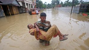 Las posibles causas de las tres inundaciones mortales en India, Japón y Estados Unidos según los expertos 