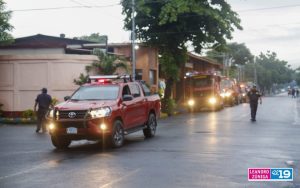 Dos camiones cisternas llegan al Tortuguero para la nueva estación de bombero 