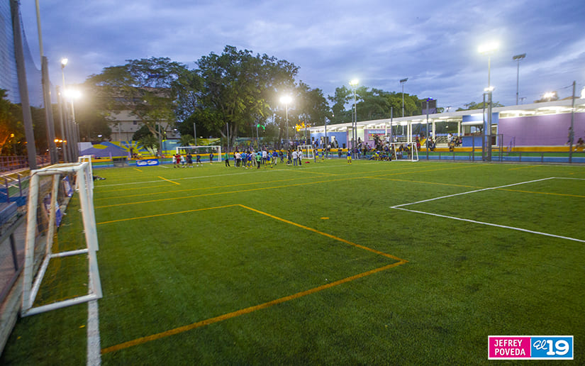 Remodelación de las canchas de fútbol del Parque Luis Alfonso Velásquez