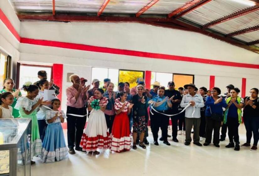 Con alegría Alcaldía de San Nicolás inaugura la primera etapa de la Casa de Cultura y Creatividad