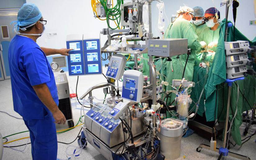 Hospital La Mascota con equipos para cirugías de corazón abierto