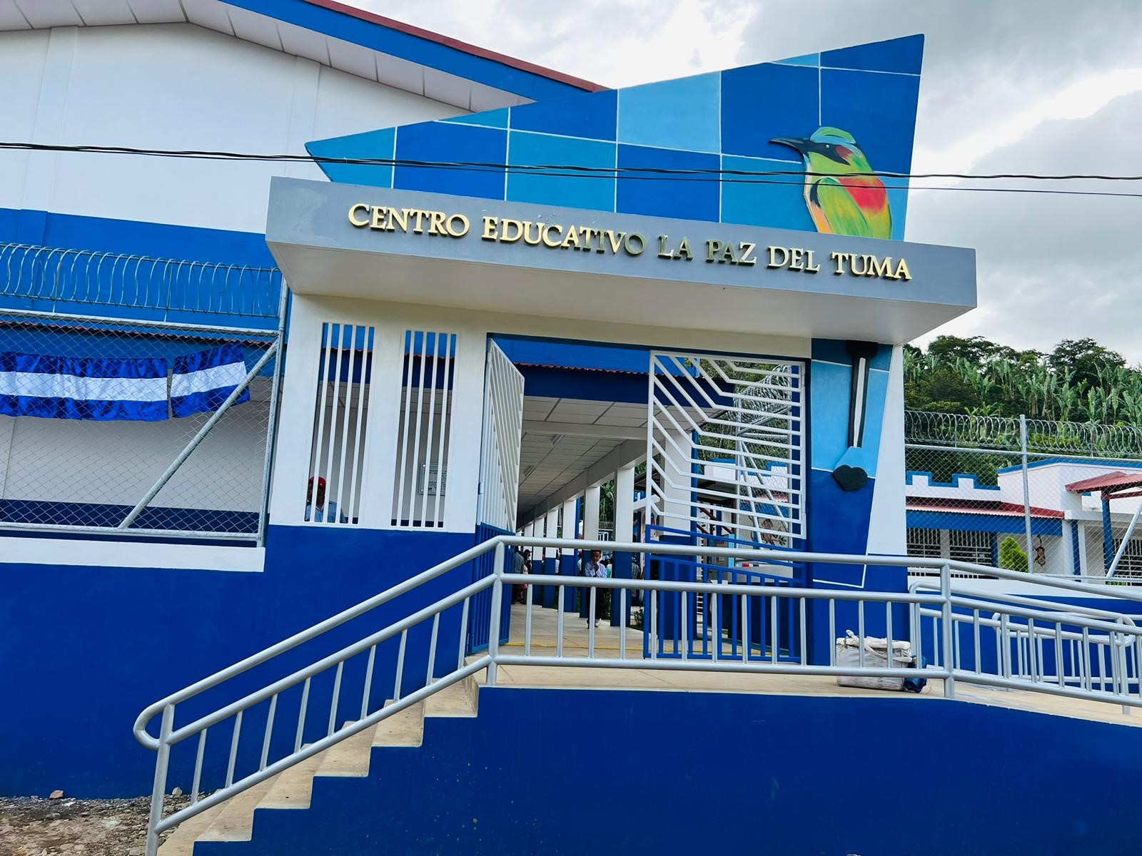 Inauguración de escuela primaria en Jinotega