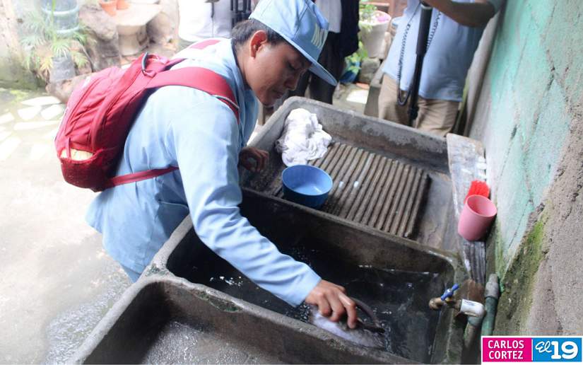 Barrio Grenada recibe jornada de abatización para prevenir enfermedades vectoriales