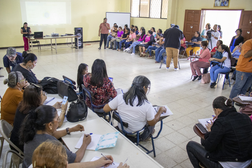 Docentes del distrito uno de Managua se reúnen para conocer a fondo las nuevas estrategias y ejes de trabajo