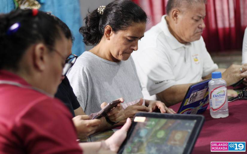 Más docentes de Nicaragua se especializan en herramientas tecnológicas