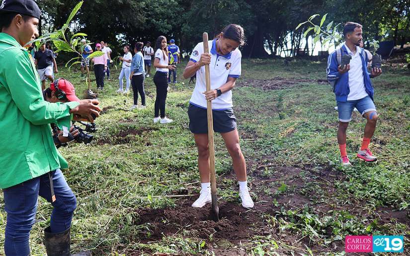 Alcaldía de Managua promueve la reforestación y la conciencia sobre el cáncer en la finca Las Uvas