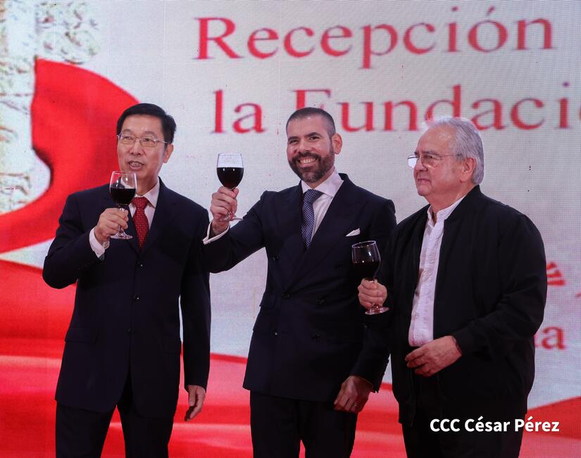 República Popular China emerge como una luz de esperanza para la humanidad