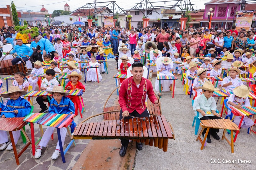 Masaya vibra al son de la música tradicional en el Segundo Festival de Marimbas