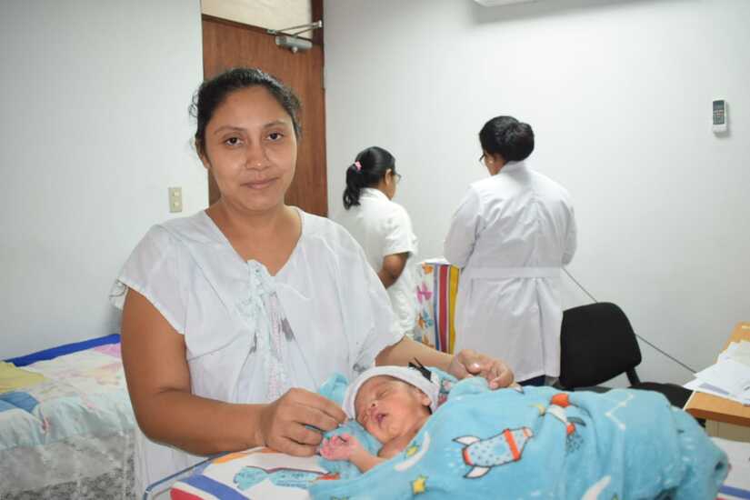 Estas son las atenciones médicas que reciben madres y bebés en Nicaragua