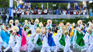 Desfiles escolares celebrarán la identidad con el huipil nicaragüense