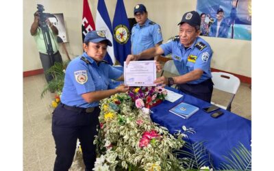 Efectúan acto de clausura del curso de Primeros Auxilios Básicos en la Academia Nacional de Bomberos en Managua