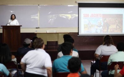 Diputada brinda conferencia en la Universidad Nicaragüense