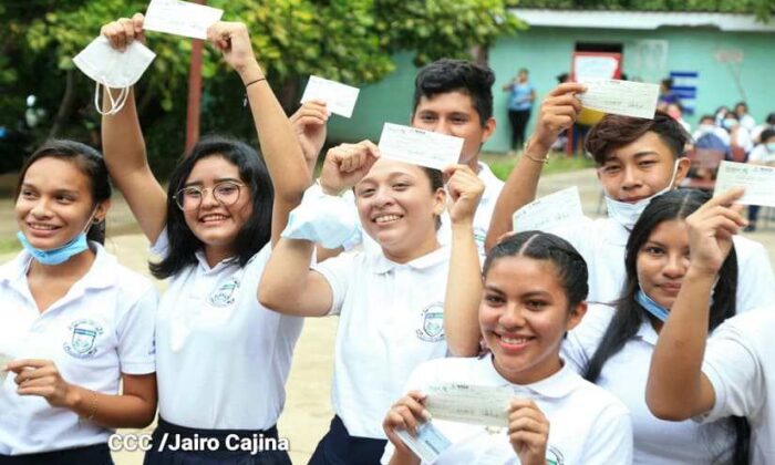 Incrementan a C$4,000 el Bono Presidencial para Bachilleres