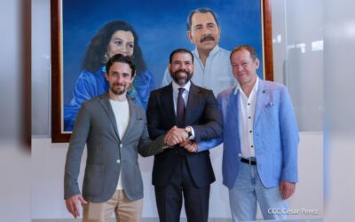 Compañero Laureano Ortega despide con cariño a artistas de la Federación de Rusia