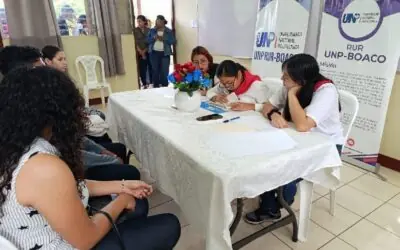 Gobierno Sandinista entrega becas en la Universidad Nacional Politécnica