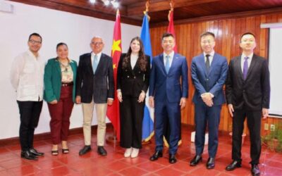 Embajador de China en Nicaragua se reúne con miembros de la Secretaría de Economía Creativa y Naranja