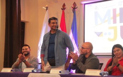 Estudiantes de la UdeM sostienen encuentro con el compañero Abraham Istillarte