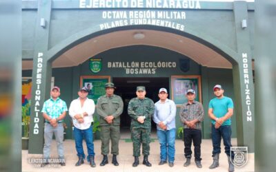 Jefe del Batallón Ecológico “BOSAWAS” en reunión con junta directiva de productores y ganaderos