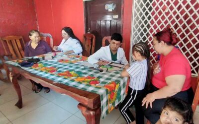 Familias del barrio Laureano Mairena protagonizan feria de salud