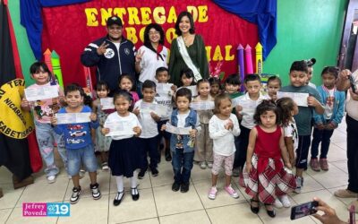 Juventud protagoniza entrega de Bonos Presidenciales a nombre del Pueblo Presidente